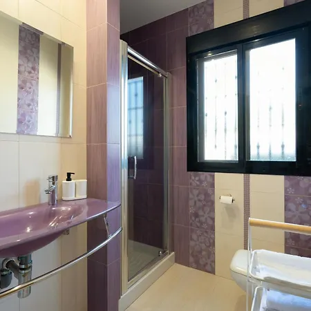 - Montes De Oca Apartment *