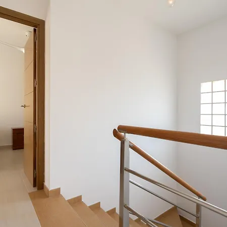 - Montes De Oca Apartment *